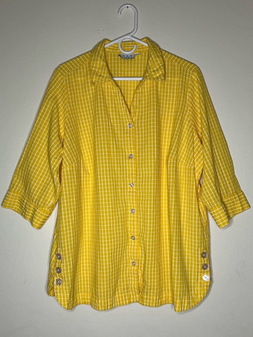 Joan Rivers Seersucker Button Front Shirt Side Button Detail Size 2XYellow
